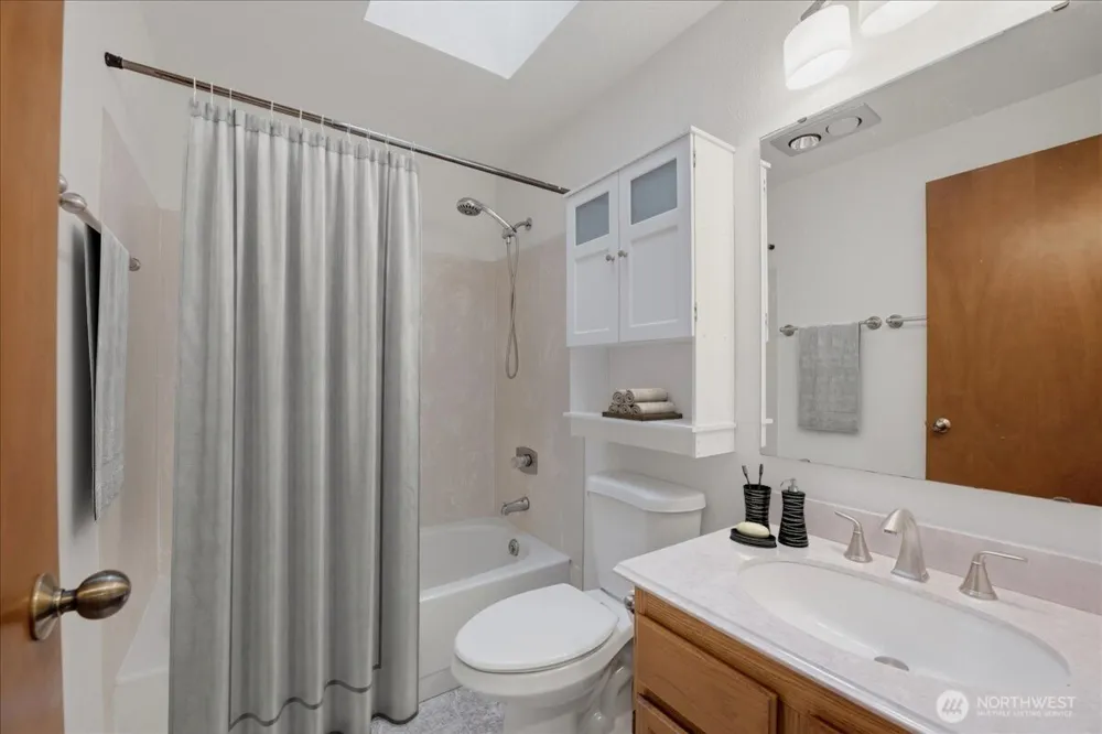 10203 50th Place W Mukilteo, WA 98275
