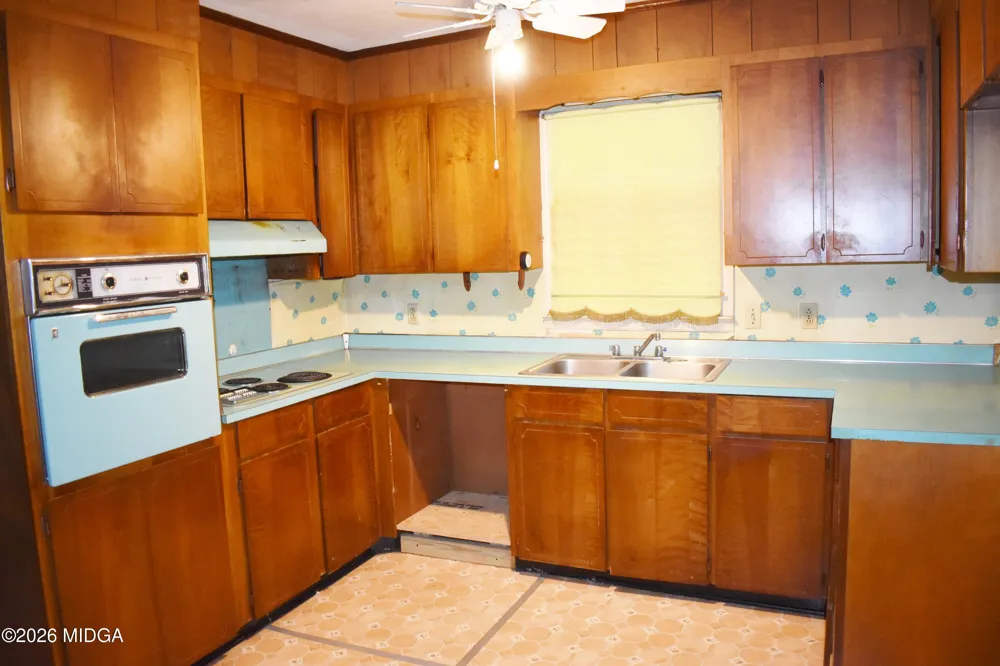 4664 Lattimore Drive Macon, GA 31210