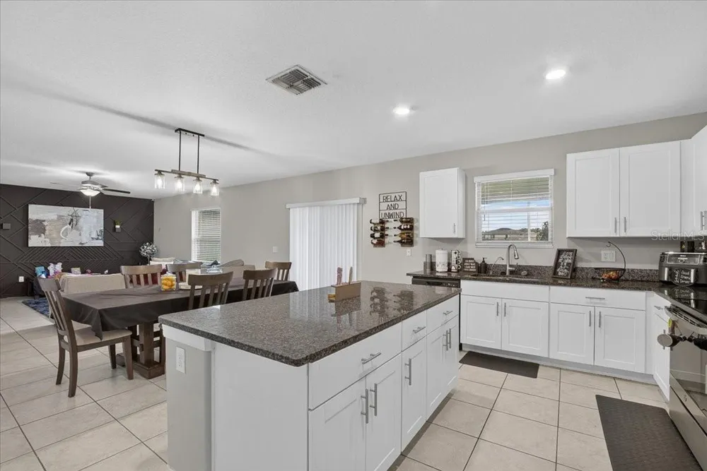 13009 MEADOW POND PLACE Riverview, FL 33579