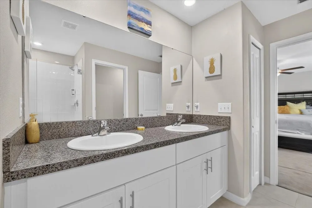 13009 MEADOW POND PLACE Riverview, FL 33579