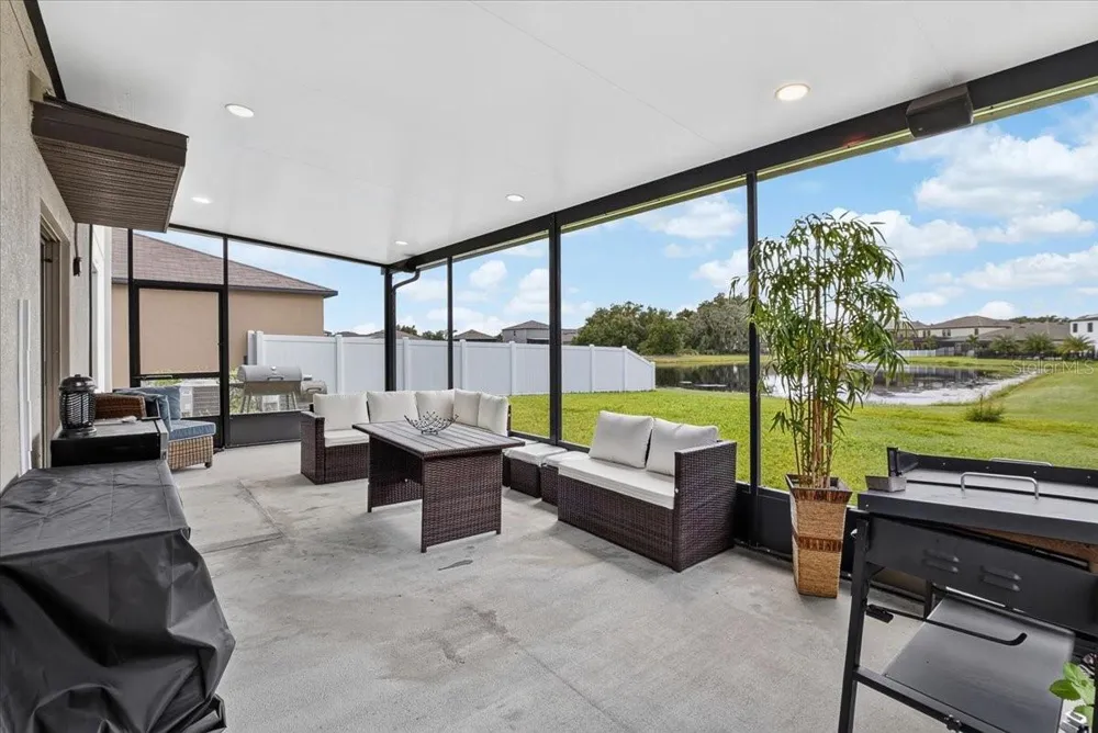 13009 MEADOW POND PLACE Riverview, FL 33579
