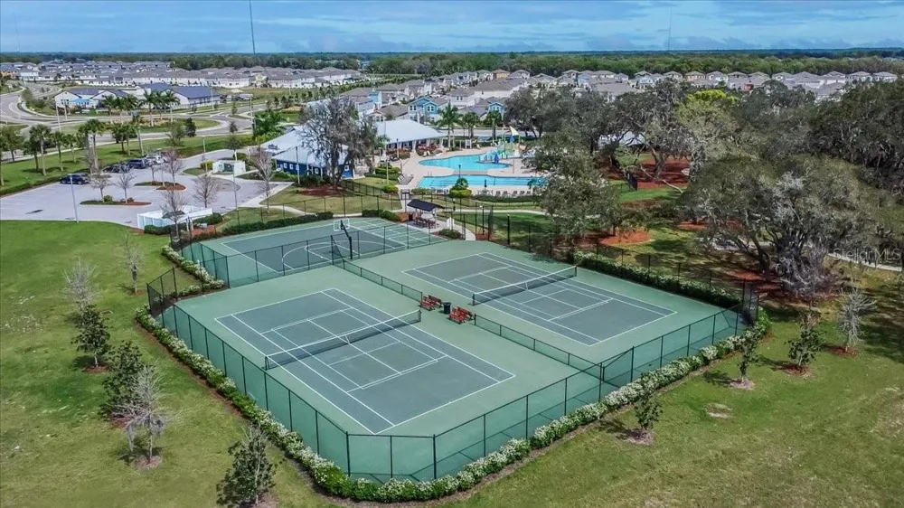 13009 MEADOW POND PLACE Riverview, FL 33579