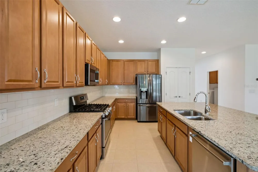 211 LUGANO WAY Debary, FL 32713