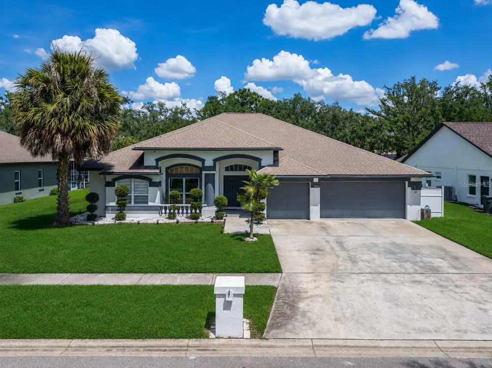3926 NORTHRIDGE DRIVE Valrico, FL 33596