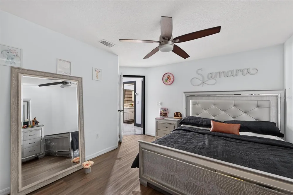 3926 NORTHRIDGE DRIVE Valrico, FL 33596