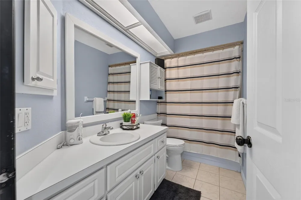 3926 NORTHRIDGE DRIVE Valrico, FL 33596