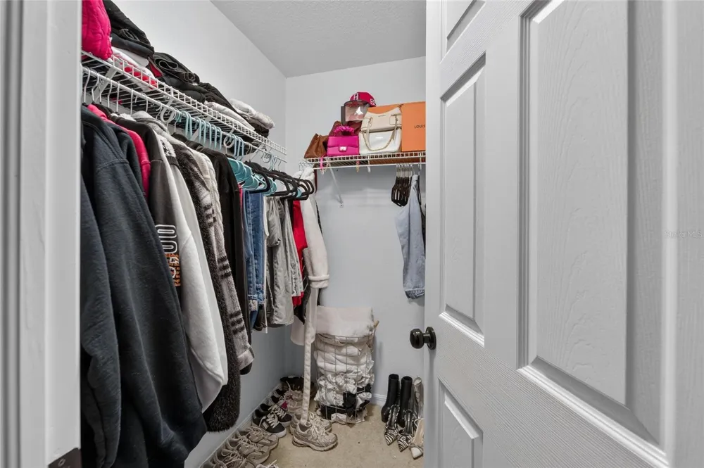 3926 NORTHRIDGE DRIVE Valrico, FL 33596