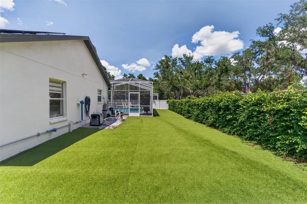 3926 NORTHRIDGE DRIVE Valrico, FL 33596