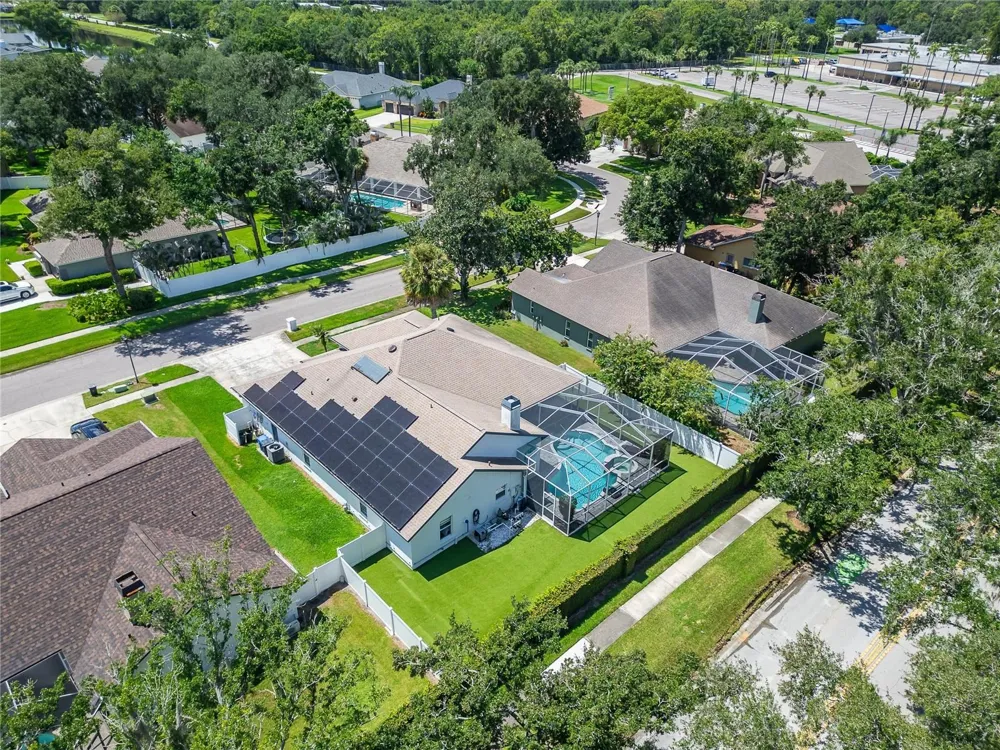 3926 NORTHRIDGE DRIVE Valrico, FL 33596