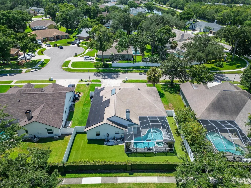 3926 NORTHRIDGE DRIVE Valrico, FL 33596