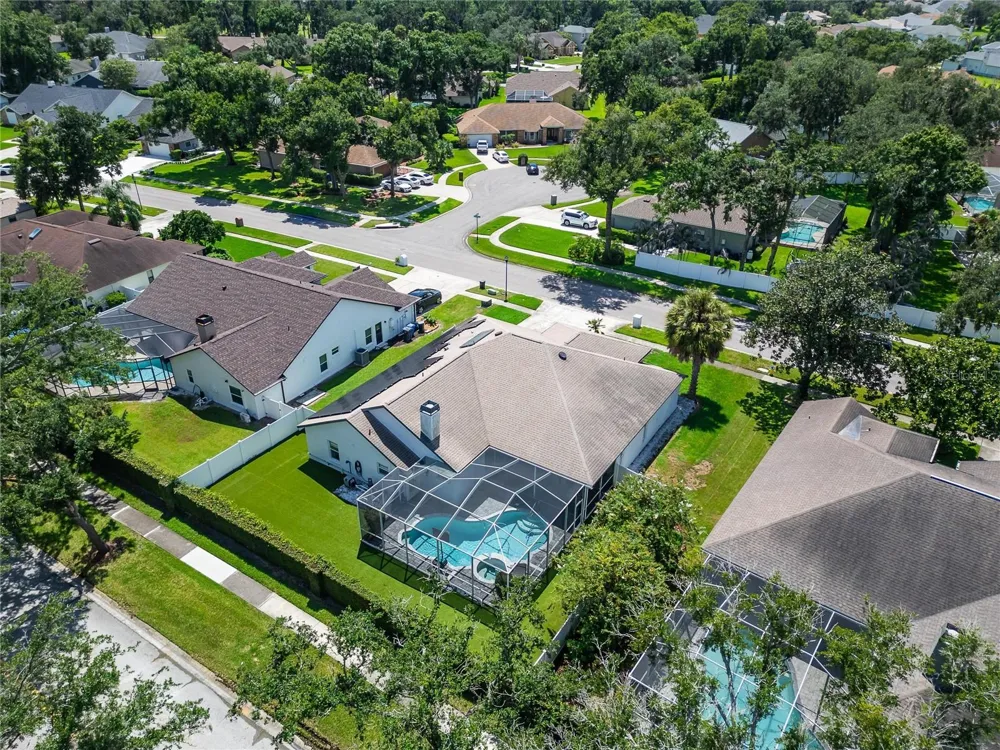 3926 NORTHRIDGE DRIVE Valrico, FL 33596