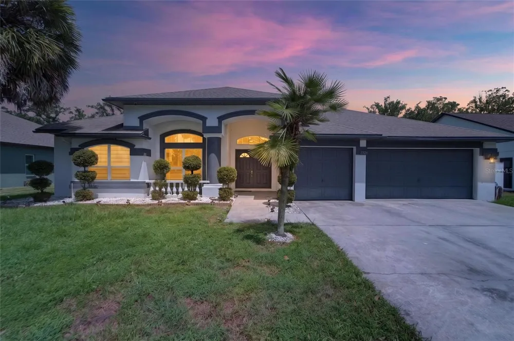 3926 NORTHRIDGE DRIVE Valrico, FL 33596