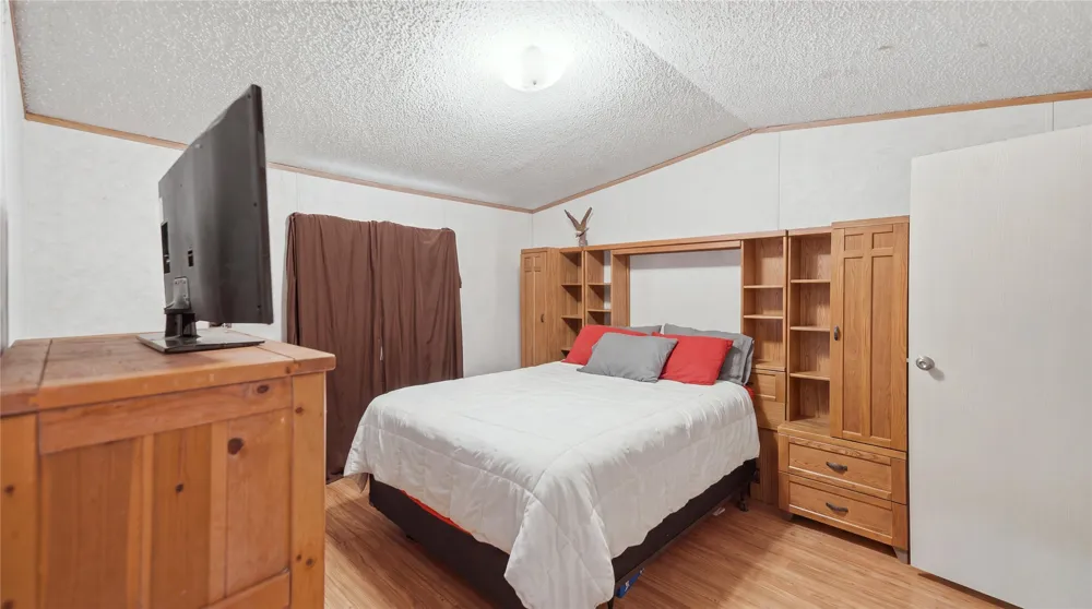 218 Little Ranch Road Red Rock, TX 78662
