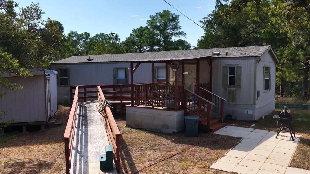 218 Little Ranch Road Red Rock, TX 78662