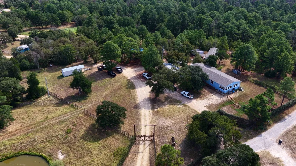 218 Little Ranch Road Red Rock, TX 78662
