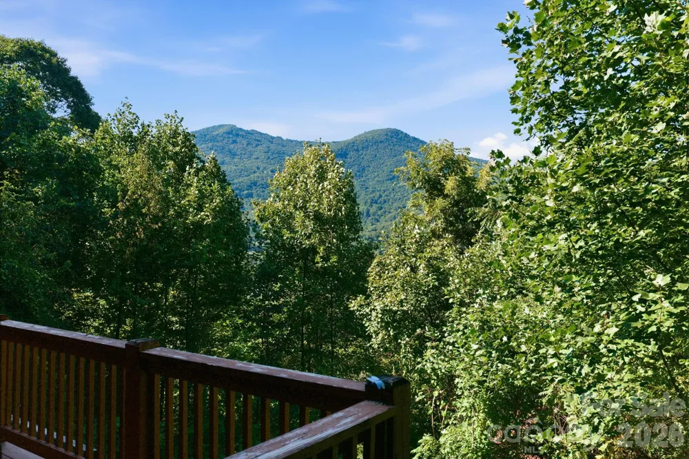 291 Appalachian Trail Maggie Valley, NC 28751