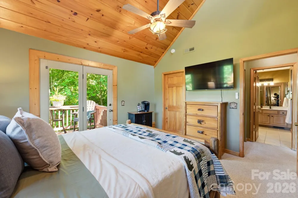 291 Appalachian Trail Maggie Valley, NC 28751