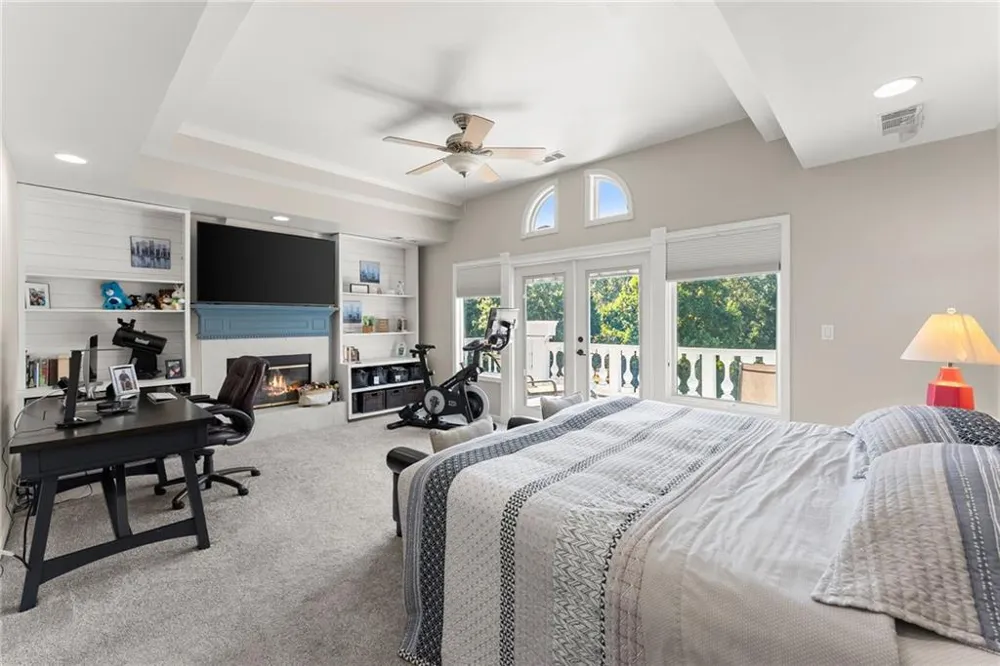 9220 Mainsail Drive Gainesville, GA 30506