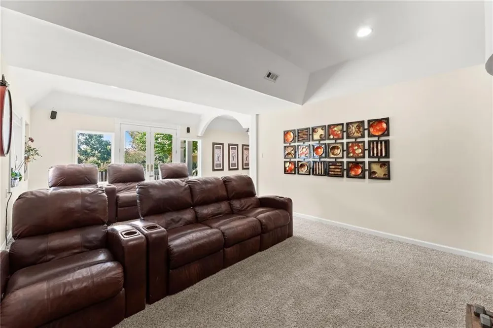 9220 Mainsail Drive Gainesville, GA 30506