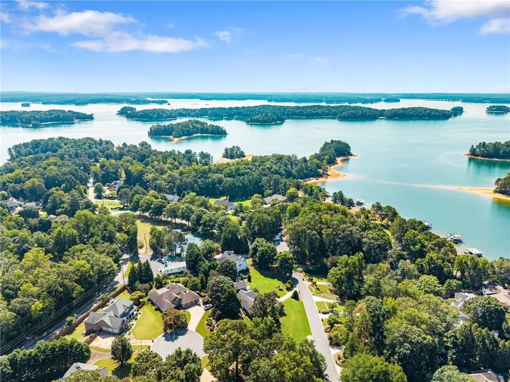 9220 Mainsail Drive Gainesville, GA 30506