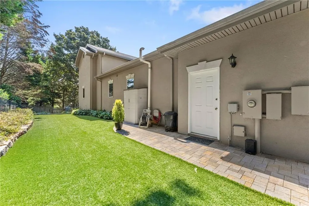 9220 Mainsail Drive Gainesville, GA 30506