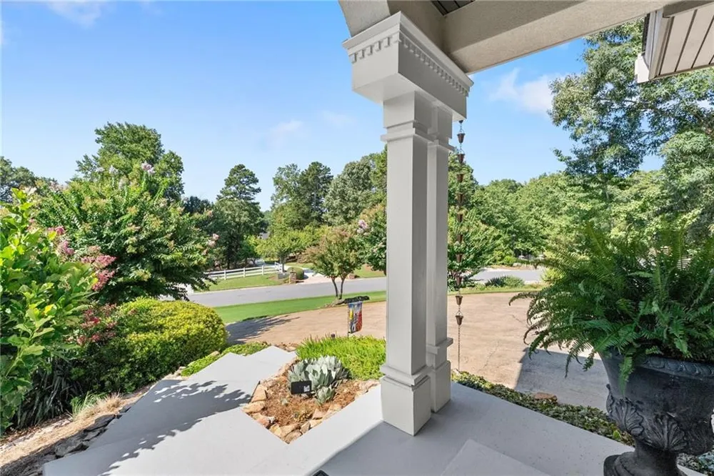 9220 Mainsail Drive Gainesville, GA 30506