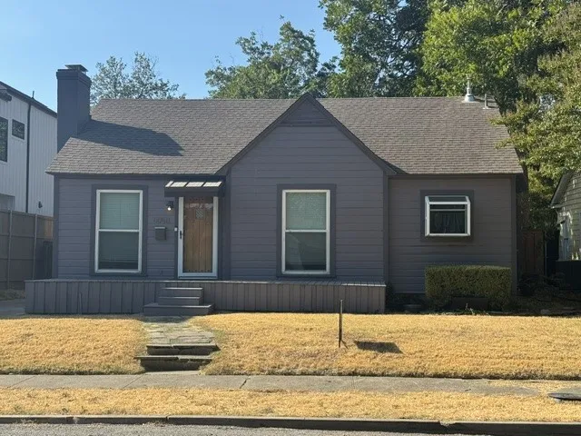 6050 Penrose Avenue Dallas, TX 75206