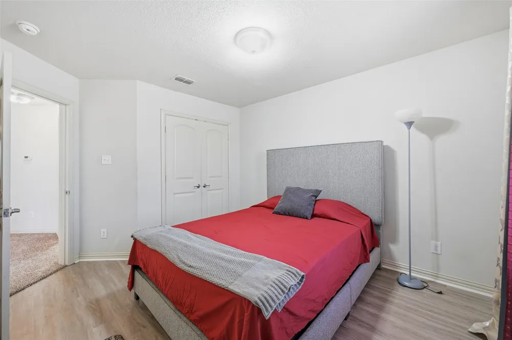 6913 Sandshell Boulevard Fort Worth, TX 76137