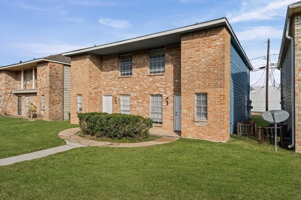 12208 Ormandy Street Houston, TX 77085