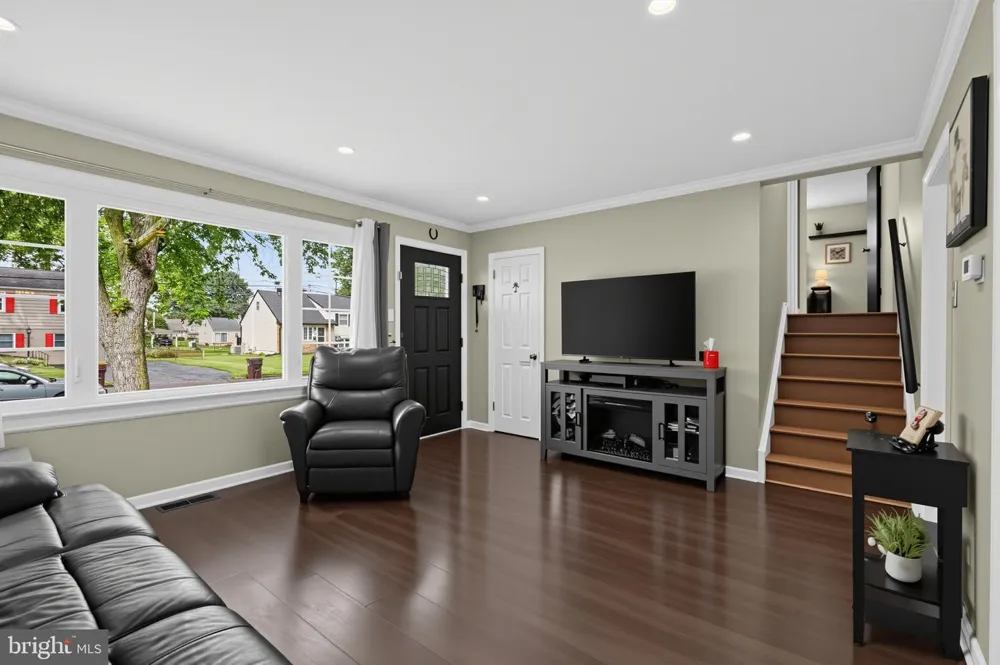 1031 PROSS ROAD Lansdale, PA 19446