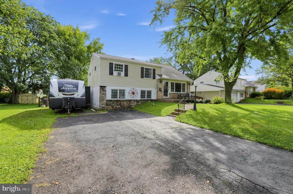 1031 PROSS ROAD Lansdale, PA 19446