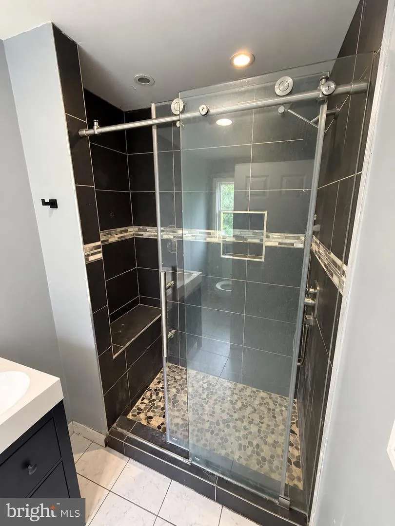 503 DELAWARE AVENUE Palmyra, NJ 08065