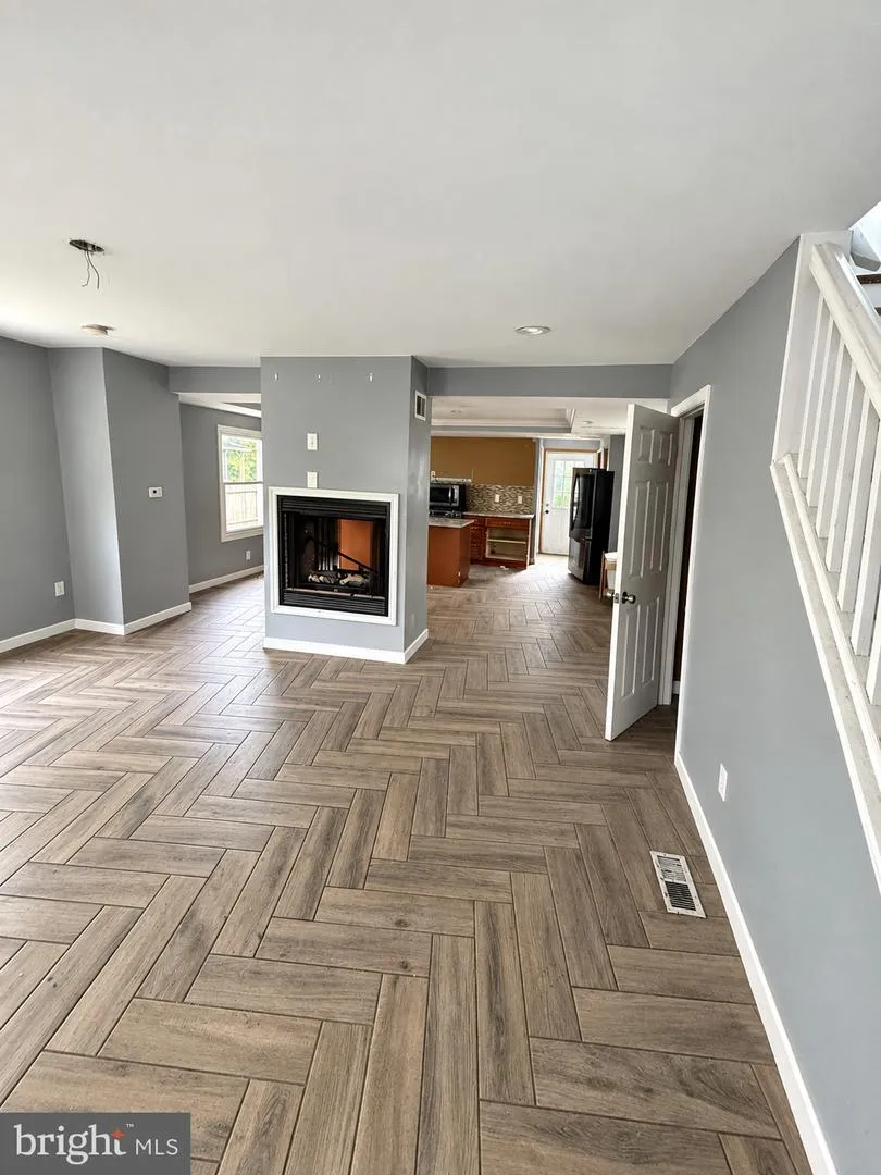 503 DELAWARE AVENUE Palmyra, NJ 08065