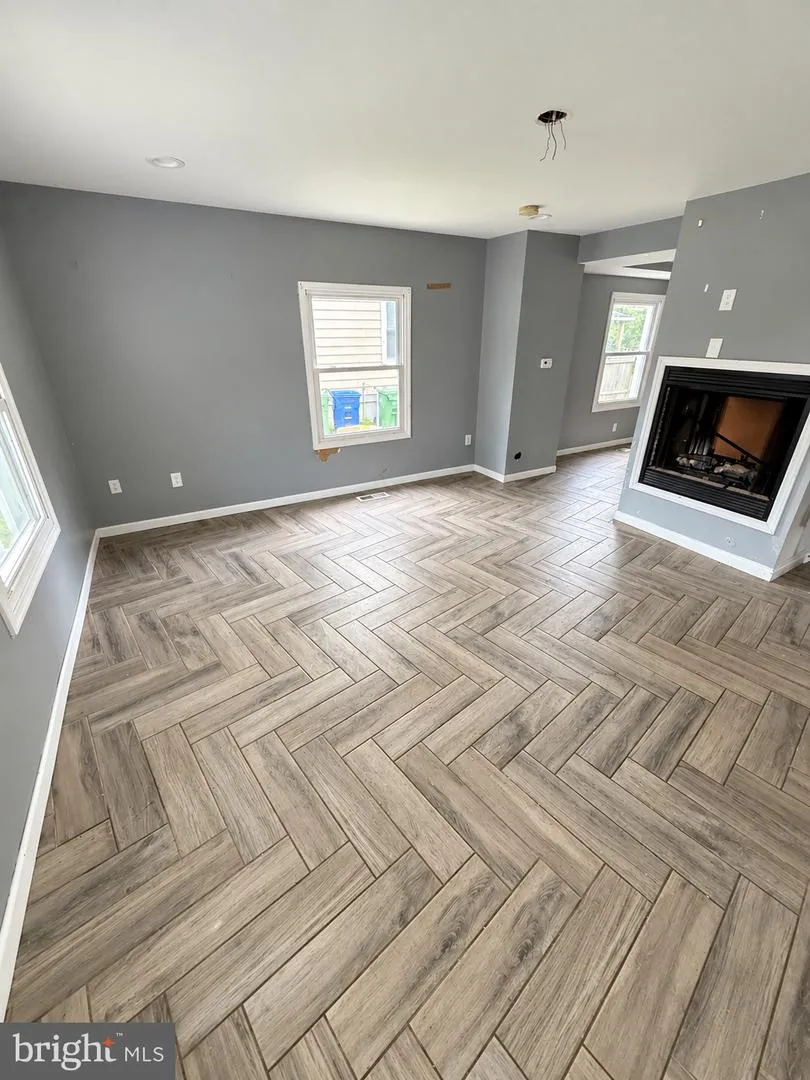 503 DELAWARE AVENUE Palmyra, NJ 08065