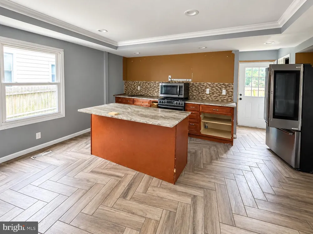 503 DELAWARE AVENUE Palmyra, NJ 08065
