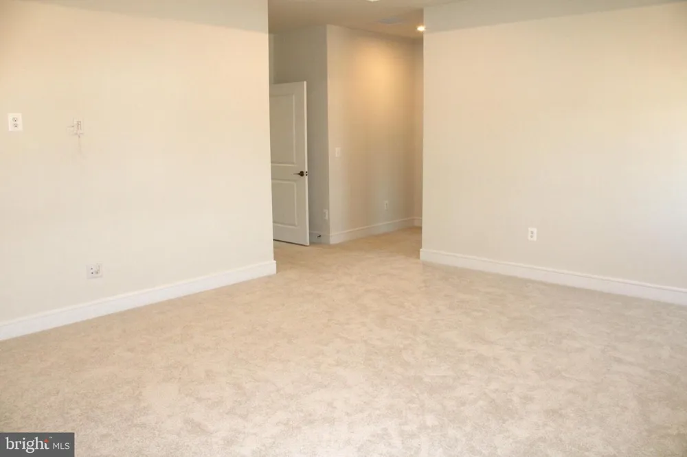41887 NIGHT NURSE CIRCLE Ashburn, VA 20148