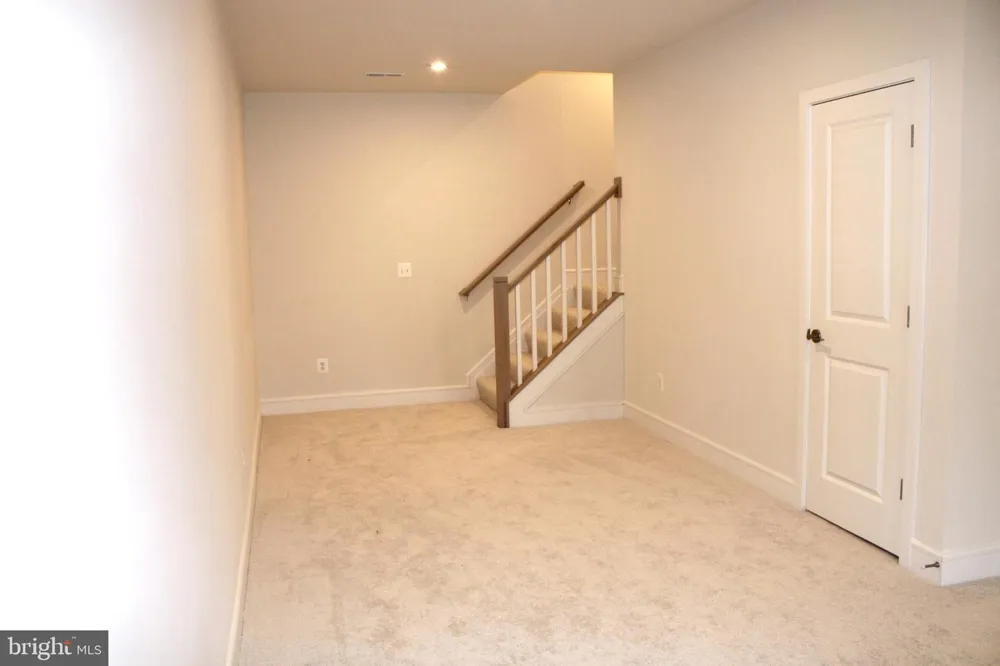41887 NIGHT NURSE CIRCLE Ashburn, VA 20148