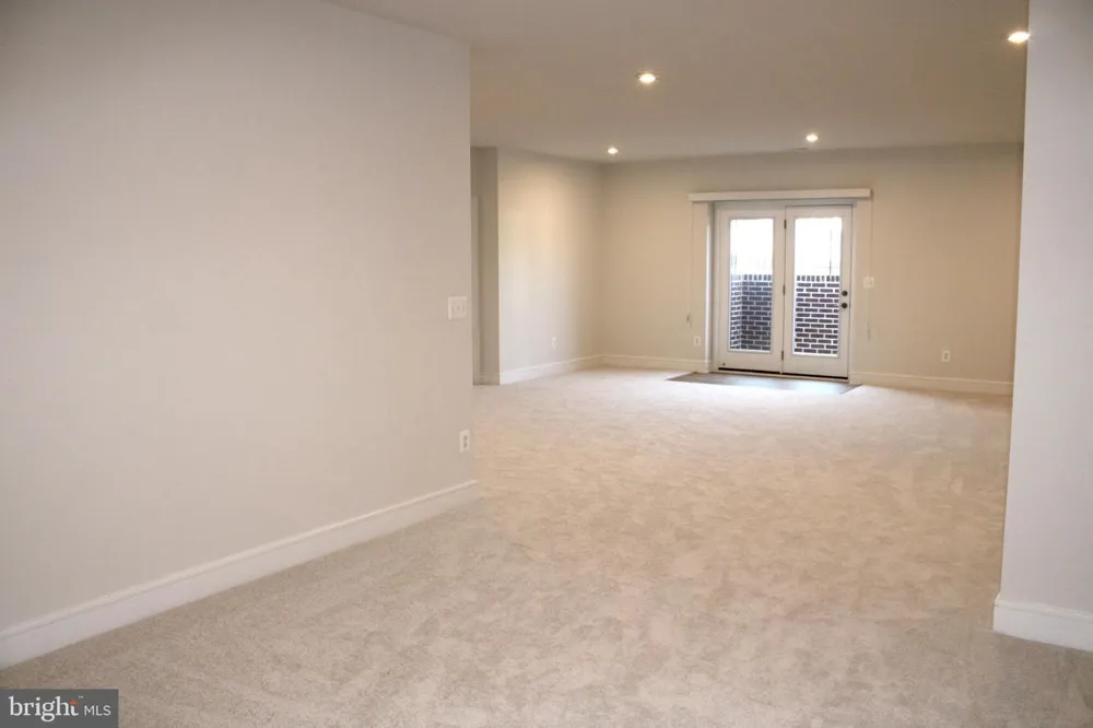 41887 NIGHT NURSE CIRCLE Ashburn, VA 20148