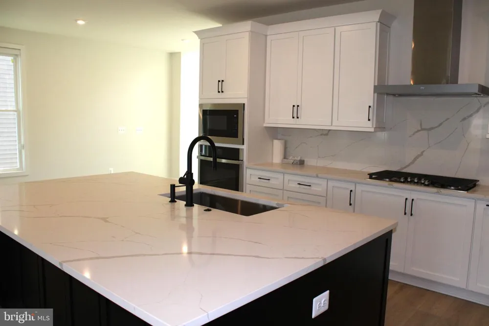 41887 NIGHT NURSE CIRCLE Ashburn, VA 20148