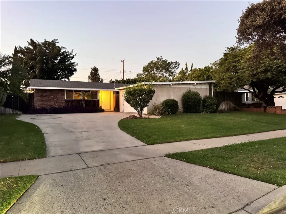 2605 E Santa Fe Fullerton, CA 92831