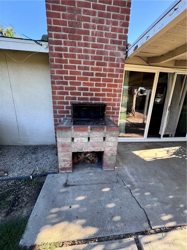 2605 E Santa Fe Fullerton, CA 92831