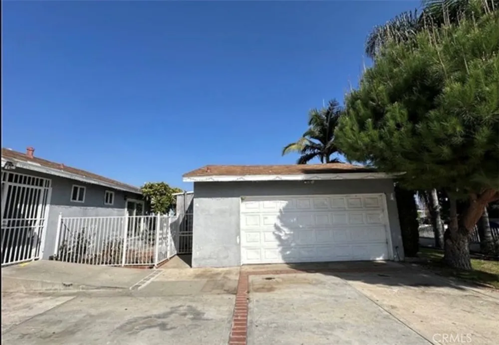 1143 9th La Puente, CA 91745