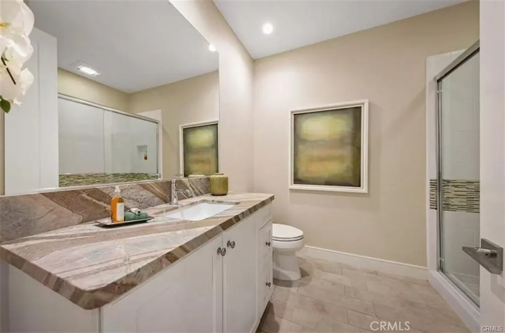 166 Villa Ridge Irvine, CA 92602