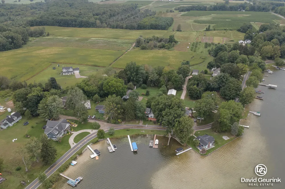 5996 122nd Avenue Fennville, MI 49408