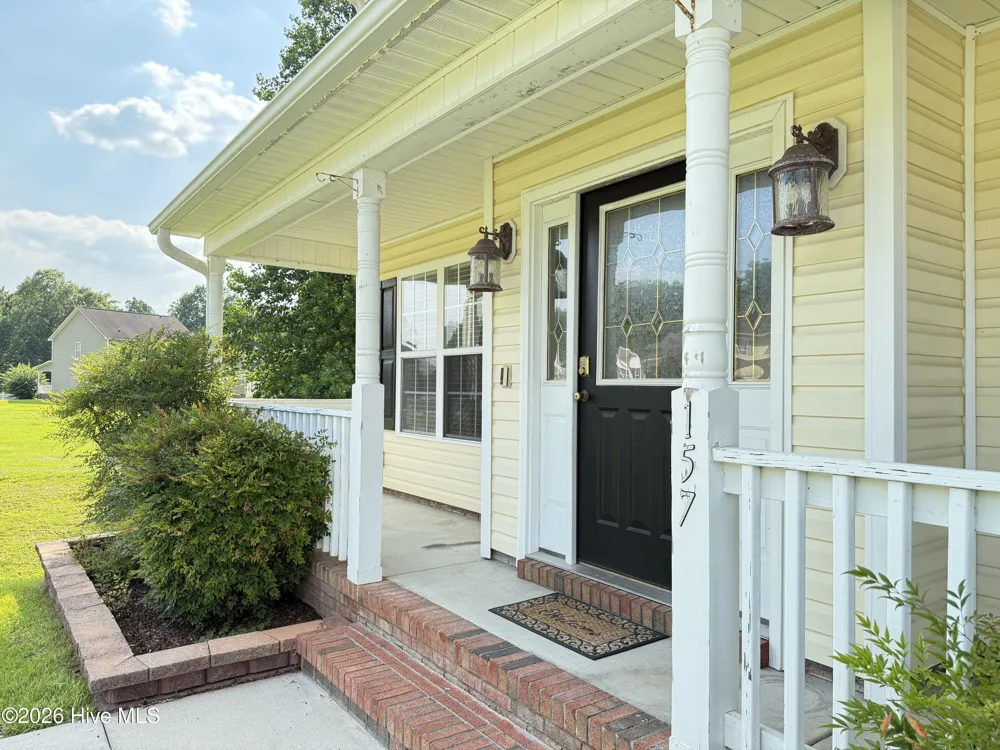157 Mendover Drive Jacksonville, NC 28546