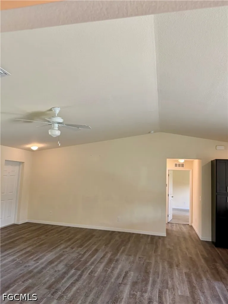 Royal Court Labelle, FL 33935