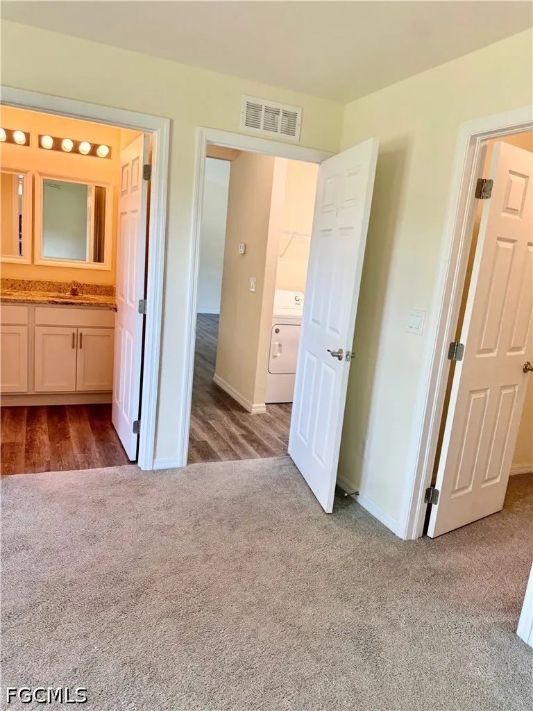 Royal Court Labelle, FL 33935