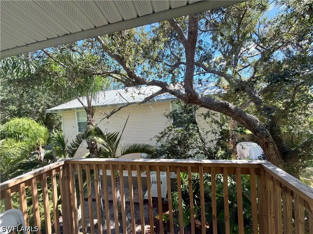 Lakeview Drive #4 Naples, FL 34112