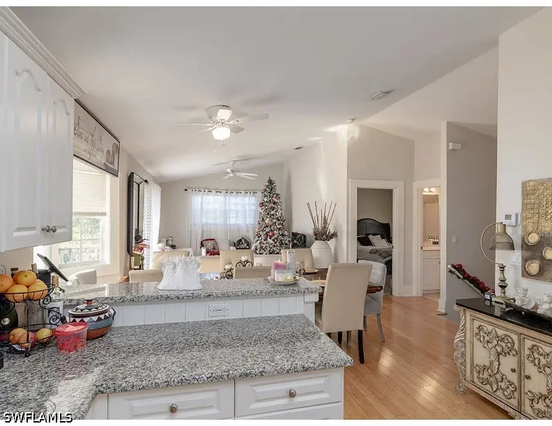 Lakeview Drive #4 Naples, FL 34112