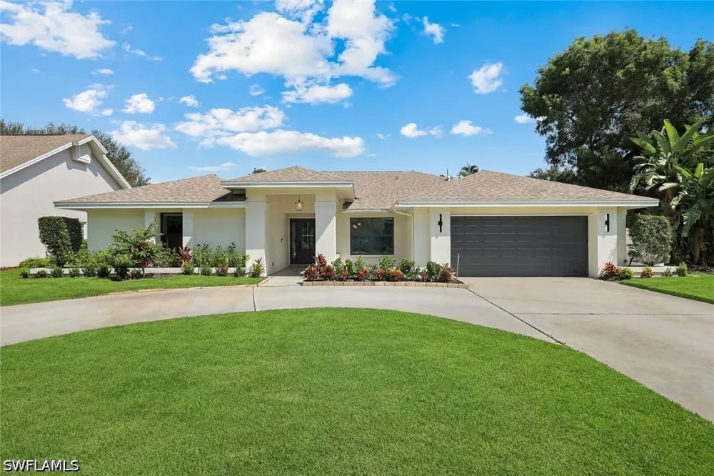 Boca Avenue Naples, FL 34109